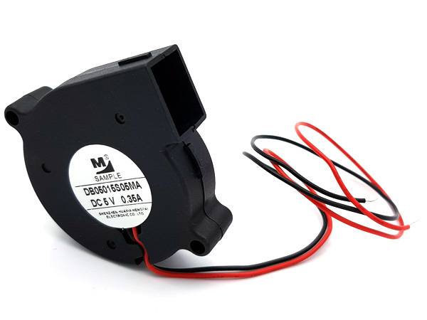 디바이스마트,기계/제어/로봇/모터 > 모터류 > 팬모터 > Sleeve 베어링 타입 팬모터,SZH,5015 DC5V 5,000RPM 팬모터 [SZH-GNP513],Rated Voltage : DC 5V / Operating Voltage : DC 4.0V ~ 5.5V / Speed : 5,000RPM / Current : 0.35A/ Noise : 34.0dB / Size : 51mm X 52mm X 15mm