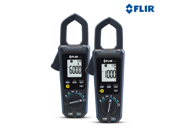 디지털 클램프미터 FLIR CM74