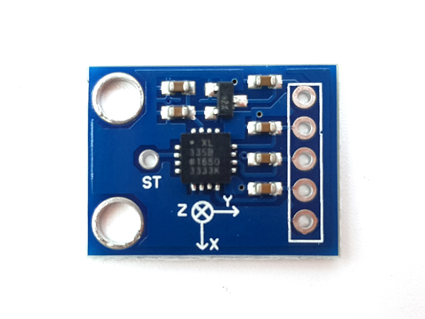 디바이스마트,MCU보드/전자키트 > 센서모듈 > 가속도/자이로/지자기센서 > 가속도센서,SZH,가속도센서 모듈 ADXL335 3축 자이로 GY-61 [SZH-EK102],ADXL335 기반의 가속도 센서 모듈입니다. 가속도를 기반으로 회전각을 구할 수 있습니다. 별도의 통신 없이 아날로그 출력으로 데이터를 추출할 수 있어 코딩이 간편합니다. ※핀헤더가 납땜되어있지않은 반제품입니다.