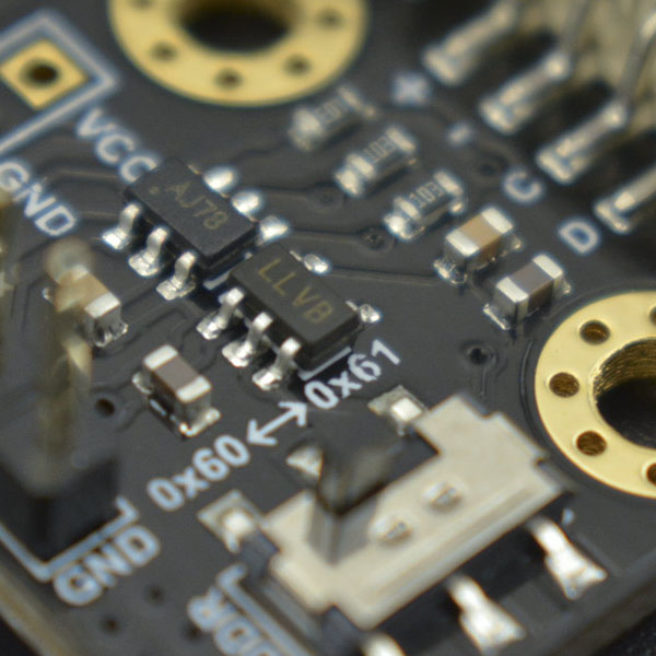 디바이스마트,MCU보드/전자키트 > 전원/신호/저장/응용 > ADC/DAC,DFROBOT,Gravity: I2C 12Bit DAC 모듈 [DFR0552],12bit I2C DAC 모듈은 EEPROM이 있는 작고 사용하기 쉬운 디지털 아날로그 컨버터입니다. 디지털 값을 해당 아날로그 전압 신호로 정확하게 변환 할 수 있으므로 창의적인 프로젝트 및 자동 제어 시스템에서 유용합니다.