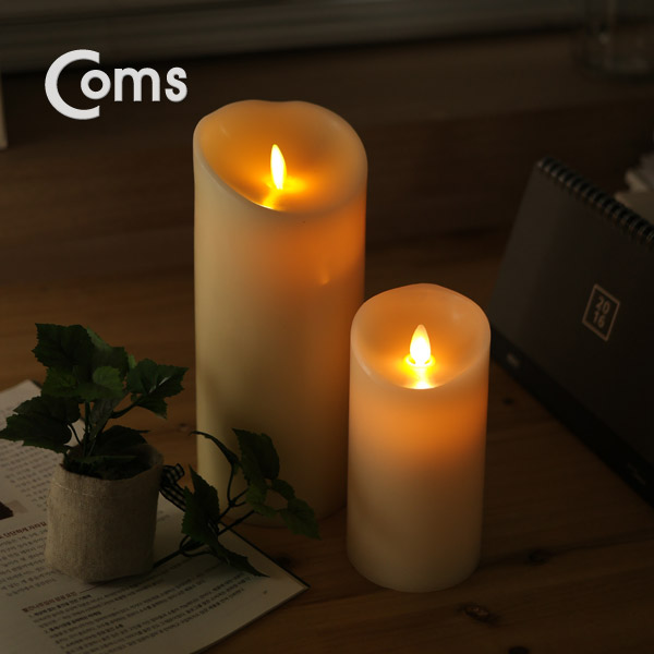 디바이스마트,LED/LCD > LED 인테리어조명 > 장식용 LED,Coms,Coms 전자 촛불, LED 양초 (소) 76 x 147mm (AAA 건전지 x3개 사용) [IT993],사이즈 : 76x147mm / 전원: AAA x 3개 / 실제 양초처럼 자연스러운 LED 양초 / 파라핀 재질로 감싸져있으며 심지가 움직이도록 특수 제작