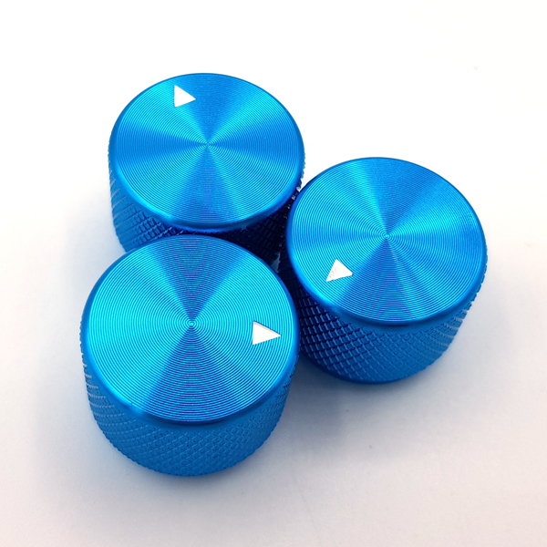 디바이스마트,스위치/부저/전기부품 > 지원부품 > 노브,,포텐셔미터용 알루미늄 노브 20mm 블루 삼각형마크 [SZH-TH0033],볼륨에 메탈릭한 고급스러움을 더해주는 알루미늄 노브입니다. / 크기 : ⌀20×15.5mm