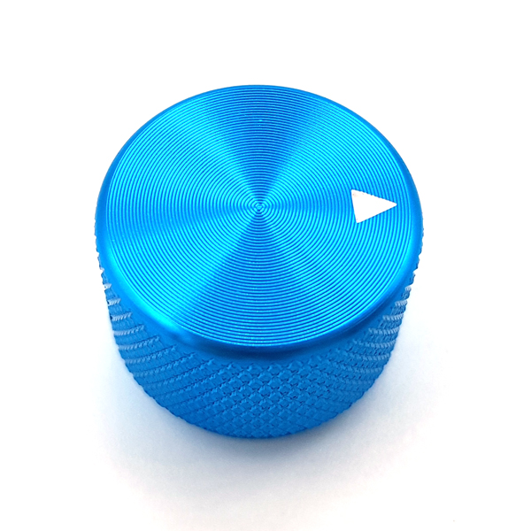 디바이스마트,스위치/부저/전기부품 > 지원부품 > 노브,,포텐셔미터용 알루미늄 노브 20mm 블루 삼각형마크 [SZH-TH0033],볼륨에 메탈릭한 고급스러움을 더해주는 알루미늄 노브입니다. / 크기 : ⌀20×15.5mm