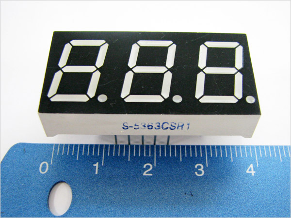 디바이스마트,LED/LCD > FND/도트매트릭스 > FND(세그먼트LED) > FND,Any Vendor,S-5363CSR1,배열 : 3자리 / 사이즈 : 37x19mm / 색상 : 레드(Red)