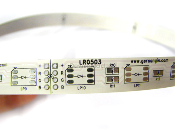 디바이스마트,커넥터/PCB > PCB기판/관련상품 > 특수기판 > LED용 PCB,거상인,[LR 3020] 휘어지고 가위로 잘리는 - RGB LED 기판,Type : LED 기판 &#8211; RGB타입 LED 5050 사용 가능 / Size : 10 * 300mm (LED 20EA 실장 가능)/ METERIAL : FR-4