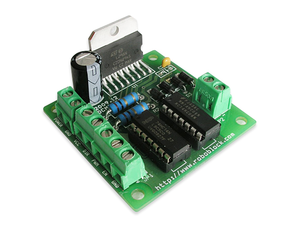 디바이스마트,기계/제어/로봇/모터 > 모터드라이버,(주)로보블럭시스템,DC모터 드라이브(one Channel용),본 제품은 L298 듀얼 브리지가 들어 있는 모터 드라이브 IC을 사용하였으며 대개의 출력을 합합하여 한개의 출력이 나오게 제작하여 높은 출력 전류를 흐르게 설계가 되어져 있습니다 / DC 모터는 한개만 구동됩니다 / 두개 구동하고자 하는 경우에는 모듈을 2개를 구입해야합니다 /