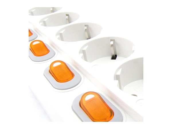 디바이스마트,전원/파워/배터리 > 전원 멀티탭 > 멀티탭(개별스위치형),강원전자,[NM-650SFS]SAFE 멀티탭 6구 개별 접지 5m,국내 생산 제품 정규격 멀티탭