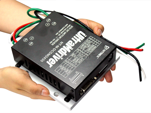 디바이스마트,기계/제어/로봇/모터 > 모터드라이버 > DC모터 드라이버 > 500W 이상 DC모터 드라이버,NTRexLAB,NT-M-DCDM2430-v2,대형DC모터 두개를 각각 제어할 수 있는 모터드라이버 입니다., 24V 입력 전압, 최대 연속전류 30A 최대 650W급 DC모터 구동 , RS232 통신, RC입력 아날로그 입력 가능. 전동스쿠터, 배틀로봇등에 사용될수있습니다.저렴한가격, 대량구매는 별도의 견적요청 바랍니다.