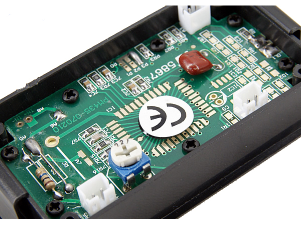 디바이스마트,MCU보드/전자키트 > 전원/신호/저장/응용 > 메타/측정기,한진데이타,다기능 디지털 LCD 판넬메터,콤팩트한 디지탈 판넬메터로 작동전압은 DC 7.2 ~ 12V 입니다. 9V (6F22) 또는 12V(23A) 건전지는를 사용하면 편리합니다.