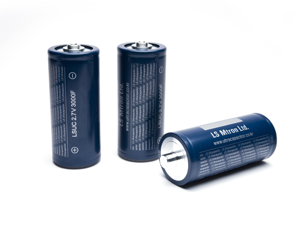 울트라 캐패시터(2.7V 3000F) [롱터미널(LT)]