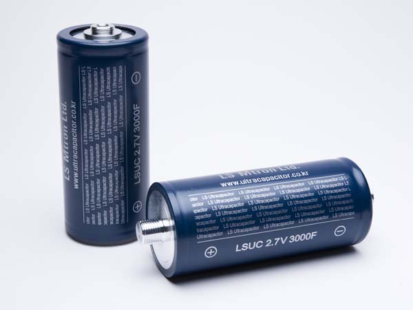 디바이스마트,RLC/수동소자 > (C) 캐패시터 > 슈퍼 캐패시터,LS Mtron,울트라 캐패시터(2.7V 3000F) [롱터미널(LT)],DC 2.7V / 3000F / 롱터미널 /  -해외에서 인정받은 LS엠트론의 울트라캐패시터이며, 2,7V 3000F입니다.울트라캐패시터는 2차전지로는 구현할 수 없는 영역에서 큰 힘을 발휘하는 장점을 가지고 있으며, 순간출력이 강하고 반영구적인 충.방전 사이클의 특성이 있어 급속 충.방전이 필요한 저장시스템이나 에너지 저장기간이 오래 걸리는 산업용도로 활용할 수 있습니다. **주문 입고제품으로 납기가 지연될 수 있습니다**