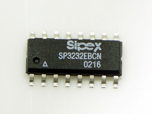디바이스마트,반도체/전자부품 > 인터페이스 IC > 드라이버/수신기/트랜시버,,SP3232EBEN,+3.0V ~ +5.5V 까지 SMD용 RS-232 Transceivers