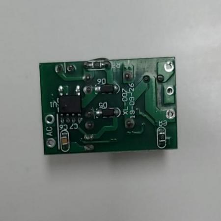 디바이스마트,MCU보드/전자키트 > 전원/신호/저장/응용 > 레벨컨버터/전압관리,SZH,12V 400mA (4.8W) 강하형 AC-DC 절연 컨버터 [SZH-PWSD-032],벅(BUCK) / Step-Down / 과열 보호, 과전류 보호, 쇼트 보호 기능이 내장된 AC-DC 절연 전원 스위칭 모듈 / AC 85V ~ 265V 50/60Hz(주로 110V, 220V) 또는 DC 100V ~ 370V(주로 150V/300V) 입력 전압을 DC 12V (11.8V ~ 12.1V, 400mA)로 변환 출력 / Power : 4.5W / 리플 : 150mV / 효율 : 80% / 오버슈트 : 10% / 크기 : 3cm * 2cm *