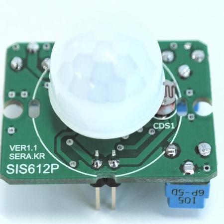 디바이스마트,MCU보드/전자키트 > 센서모듈 > 모션/제스처 > 움직임/재실/모션센서,SERA,인체감지센서 [SIS612P]-PIR SENSOR,인체 감지용 동작 센서입니다. 센서감도 조정, DELY TIME 조정, DARK 감도 조정이 가능합니다.