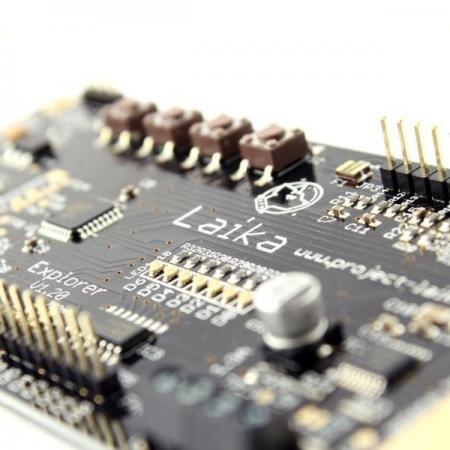 디바이스마트,MCU보드/전자키트 > 버튼/스위치/제어/RTC > 모터/모터컨트롤,Kitronik,라즈베리파이 로봇 컨트롤 보드 Laika Explorer Board [KIT-5001],Laika Explorer 보드는 Raspberry Pi를 위한 강력한 로봇 컨트롤을 제공 / Scratch, Python 또는 C를 사용하여 모터, 스위치, 램프, 로봇 등을 제어