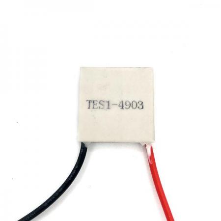디바이스마트,RLC/수동소자 > 필터/페라이트코어/펠티어 > 열전기/펠티어모듈 > 펠티어소자,SZH,펠티어소자 TES1-4903 20*20mm [SZH-PT003],펠티어 냉각소자 / 사이즈 20x20 / 정격 전압 5V / 최대 전압 6V / 최대 전류 3A / 소비전력 10.3W