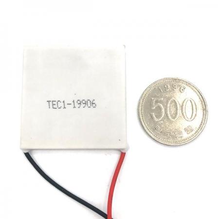디바이스마트,RLC/수동소자 > 필터/페라이트코어/펠티어 > 열전기/펠티어모듈 > 펠티어소자,SZH,펠티어소자 TEC1-19906 40*40mm [SZH-PT004],펠티어 냉각소자 / 사이즈 40x40 / 정격 전압 24V / 최대 전압 24.4V / 최대 전류 6A / 소비전력 120W