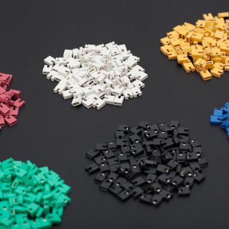 디바이스마트,커넥터/PCB > 핀헤더/IC 소켓 > 점퍼/션트 소켓 > 2.54mm pitch 점퍼소켓,DFROBOT,Jumper Cap (600pcs) [FIT0140],적,백,황,녹,흑,청 각각 100개, 총합 600개의 2.54mm 전용 션트 세트 입니다.