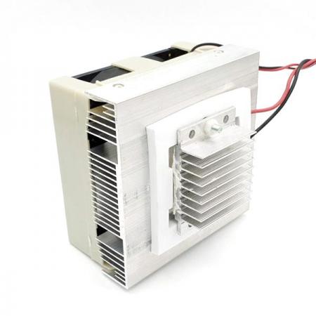 디바이스마트,RLC/수동소자 > 필터/페라이트코어/펠티어 > 열전기/펠티어모듈 > 냉각키트,SZH,쿨링키트 기본형 [SZH-CO001],펠티어 소자를 사용한 키트로 방열판, DC12V 팬(92x92), 펠티어소자 로 구성되어 있습니다.