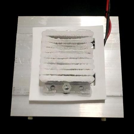 디바이스마트,RLC/수동소자 > 필터/페라이트코어/펠티어 > 열전기/펠티어모듈 > 냉각키트,SZH,쿨링키트 기본형 [SZH-CO001],펠티어 소자를 사용한 키트로 방열판, DC12V 팬(92x92), 펠티어소자 로 구성되어 있습니다.