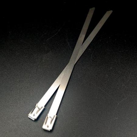 디바이스마트,케이블/전선 > 케이블악세사리/툴 > 케이블타이/레이싱,,JSST250S-316 스테인리스 케이블타이 260mm,스테인리스 케이블타이 / JSST250S-316 / 폭 : 4.6mm / 길이 : 260mm / 소재 : 스테인리스 (ANSI316등급) / 한번 결속하면 빠지지 않는 스테인리스제 케이블 타이