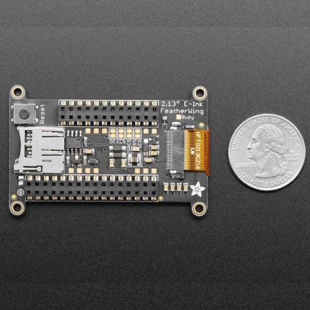 디바이스마트,LED/LCD > LCD COLOR > 칼라 LCD패널 > 2인치 이하 컬러 LCD패널,Adafruit,Adafruit 2.13' Monochrome eInk / ePaper Display FeatherWing - 250x122 Monochrome [ada-4195],Adafruit의  E-Paper Display 입니다. 사이즈 61.3mm x 40.2mm x 6.7mm 흑백 디스플레이 입니다.
