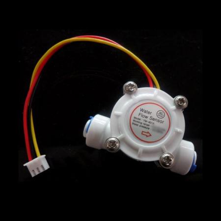 디바이스마트,센서 > 유량센서 > 유량센서,한진데이타,피팅타입 0.3 ~ 3L 유량센서 (P4310),유량범위는 0.3 ~ 3L까지이며, 호스 연결부가 원터치 피팅 타입