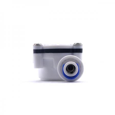 디바이스마트,센서 > 유량센서 > 유량센서,한진데이타,피팅타입 0.3 ~ 3L 유량센서 (P4310),유량범위는 0.3 ~ 3L까지이며, 호스 연결부가 원터치 피팅 타입