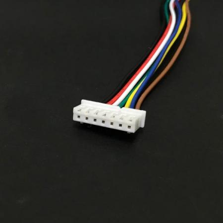 디바이스마트,커넥터/PCB > 직사각형 커넥터 > 하네스 케이블 > 2.5mm pitch,NW3 (New3),하네스 케이블 커넥터 7핀-7핀 [NW3-XH2.5-7Y],NW A2501 커넥터-양쪽(양방향) / 케이블 전체 길이 약 200mm / 7핀-7핀 / AWG24/ 피치 2.5mm / ※제조사에 따라서 커넥터 모양이 변경될 수 있습니다 (랜덤)