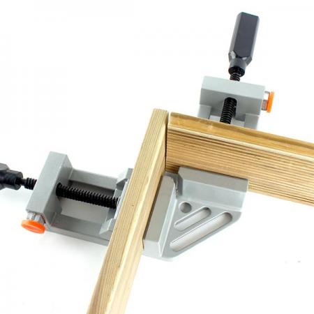 디바이스마트,수공구/전자공구/전동공구 > 작업공구 > 목공용공구 > 클램프,KENDO,70mm 코너 클램프 [K40655],사이즈 : 70mm / 재질 : 알루미늄 / 최대 68mm까지 벌릴 수 있음 / 용도 : 쉽고 빠르게 직각을 잡아줄 수 있음