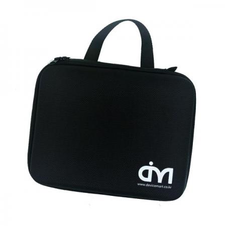 디바이스마트,사무/생활/서적 > 리빙/인테리어/DIY > 보관함/정리함,SZH,휴대용 다용도 하드 파우치 [SZH-PU001],크기 : 22×18×6mm / 색상 : 검정색 / 소재 : 폴리에스터 / 파우치 내부 매쉬망 소재의 밴드 / 손잡이 장착