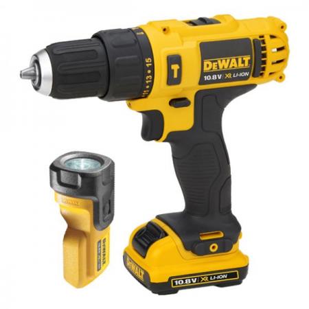 디바이스마트,수공구/전자공구/전동공구 > 전동/엔진공구 > 충전공구 > 충전드릴/햄머드릴,디월트,충전 해머 드릴 DCD716D2T 배터리2개 (10.8V/2.0A),디월트 / 10.8V 콤팩트 햄머드릴 드라이버 / 15단 토크조절 + 2단 드릴/햄머드릴 모드 / 2단 기어 (400/1500rpm) / 고성능 모터 22,500 IPM / 10.8V (20V MAX) / 해머 / 컴팩트