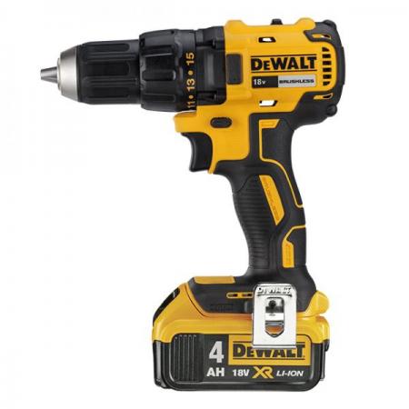 디바이스마트,수공구/전자공구/전동공구 > 전동/엔진공구 > 충전공구 > 충전드릴/햄머드릴,디월트,충전 드라이버 드릴 DCD777M2 배터리2+무료배송 (18V/4.0A),디월트 / 42Nm 의 강한 토크 / 1750 RPM 무부하 회전수 / 최대작업능력 (목재 30mm, 철재 13mm)​ / 18V (20V MAX) / 컴팩트 / 브러쉬리스