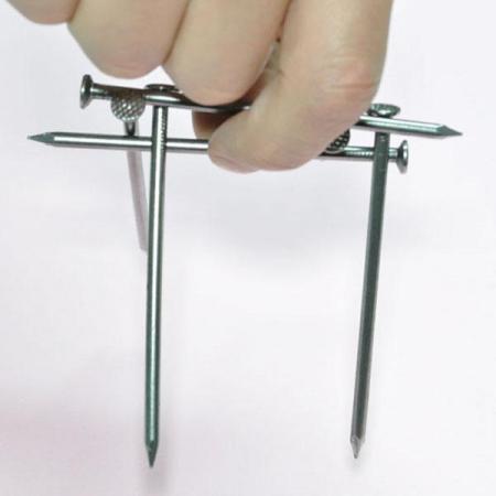 디바이스마트,오픈소스/코딩교육 > 과학 교구 > 물리/물질 과학교구,스터디랜드,곡예 부리는 못 5명 set,대못들이 쓰러지지 않는 원리에 대해서 배워보아요.