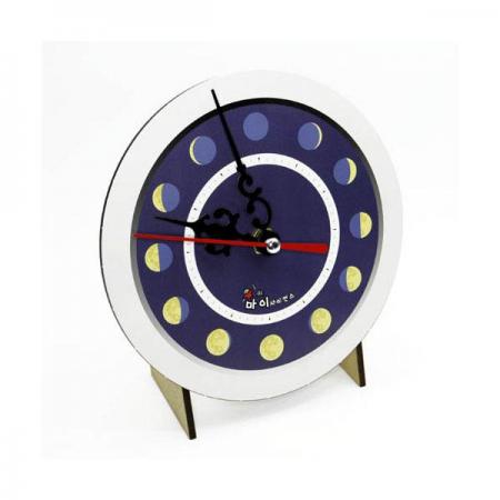 디바이스마트,오픈소스/코딩교육 > 과학 교구 > 지구/우주 과학교구,스터디랜드,달 모양변화 시계 5명 set,시간에 따른 달 모양 변화판을 이용하여 탁상 시계를 만들어 보세요.