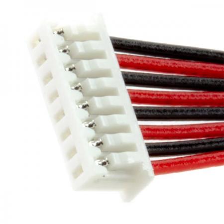 디바이스마트,MCU보드/전자키트 > 센서모듈 > 먼지/가스/연기/불꽃 > 먼지/미세먼지센서,Pimoroni,PMS5003 Particulate Matter Sensor with Cable [COM1707],연기, 먼지, 꽃가루, 금속 및 유기 입자 등 다양한 크기 (PM1, PM2.5, PM10)의 미립자를 감지 / 15cm 피코 블레이드 케이블