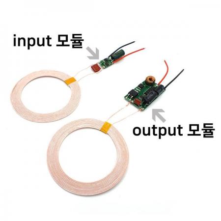 디바이스마트,MCU보드/전자키트 > 전원/신호/저장/응용 > 충전/배터리/전원,OEM,5V 3A 무선충전모듈 세트 [SZH-EK378],입력 : 12V / 출력 : 5V, 3A / 최대전송거리 : 5mm / 코일 지름 : 약 88mm