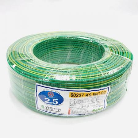 디바이스마트,케이블/전선 > KS/UL/절연전선 > KS절연전선 > KIV (KS IEC 02) 절연전선,거상인,[KIV] 절연전선2.5SQ (1롤, 200M) (외경포함-3.6mm),60227-3 KS C IEC 02(KIV) 전선 / 규격 : 2.5SQ (mm2) / 색상 : 노랑 + 초록 혼합 / 길이 : 1롤 (200M) / 전압 : 450/700V / 온도 : 70˚C