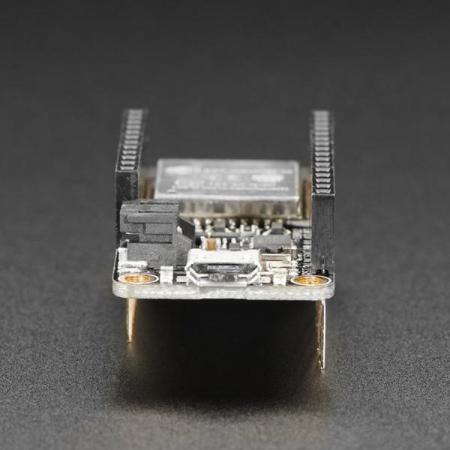 디바이스마트,MCU보드/전자키트 > 통신/네트워크 > 와이파이,Adafruit,Assembled Adafruit HUZZAH32 – ESP32 Feather Board - with Stacking Headers [ada-3619],WROOM-32 모듈, ESP32기반의 마이크로컨트롤러 보드 / ESP32는 WiFi  및  Bluetooth Classic / LE를 모두 지원 (ESP8266의 업그레이드 버전) / 헤더 납땜 불필요 / Arduino IDE에서 작동