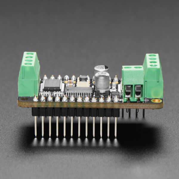 디바이스마트,MCU보드/전자키트 > 버튼/스위치/제어/RTC > 모터/모터컨트롤,Adafruit,Assembled DC Motor + Stepper FeatherWing Add-on [ada-3243],DC 모터 및 스텝모터 드라이버 피더윙 보드 / 4.5VDC ~ 13.5VDC에서 모터 구동 / 전용 PWM 드라이버 칩 장착 / 헤더납땜 불필요