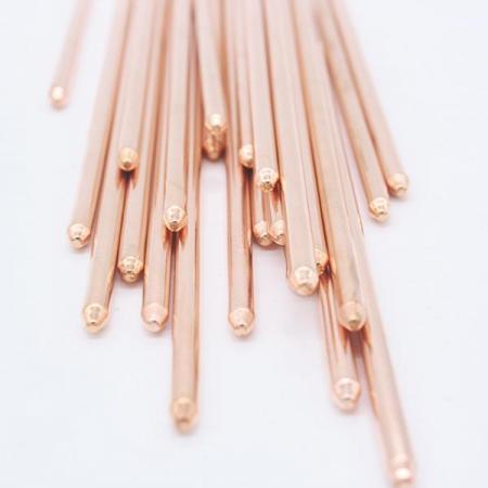 디바이스마트,스위치/부저/전기부품 > 지원부품 > 히트파이프,SZH,둥근형 구리 히트파이프 5파이x160mm [SZH-RHEAT05160],방열처리에 탁월한 히트파이프(heat pipe,전열관) 입니다. 히트파이프의 특징은 열 전도율이 일반 구리에 비하여 1000배 이상이며, 파이프 양 끝단의 온도 차이가 거의 없습니다. 무전원 방열처리에 최고로 효과적인 다양한 히트 파이프를 파이프 절곡기를 사용하여 DIY 하실 수 있습니다.