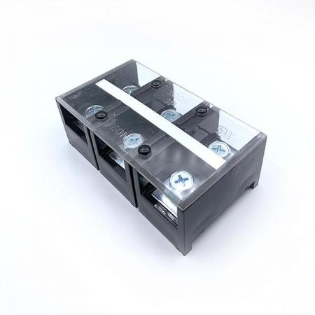 디바이스마트,커넥터/PCB > 터미널블럭 > 단자대 타입 > 고정식 단자대,전오전기,고정식 단자대 JOTB 200-3P,전오전기 고정식 단자대 / 전압: 600V / 전류: 200A / 볼트사이즈:M9 / pitch:45mm / 3핀