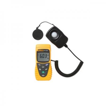 디바이스마트,계측기/측정공구 > 환경/이화학 측정장치 > 풍속/조도계,FLUKE,조도계 [FLUKE-941],Fluke 941은 형광등, 메탈핼라이드 램프, 고압 나트륨램프 또는 백열등까지 다양한 광원에서 발하는 가시광선을 측정할 수 있는 휴대용 형광분광분석기입니다.