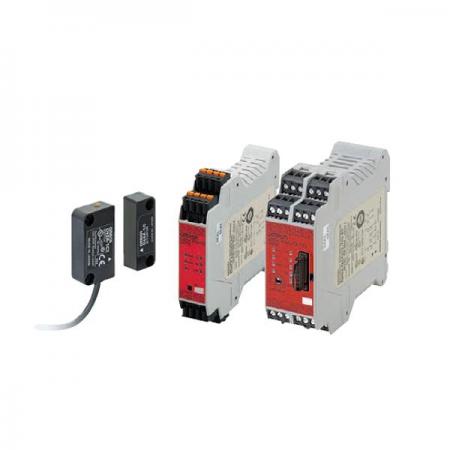 디바이스마트,스위치/부저/전기부품 > 산업용 스위치/제어 기기 > 제어/안전 스위치 > 세이프티 도어 스위치,OMRON,도어 스위치 D40A-1C2,분류:표준타입 / 보조출력:반도체출력*1 / 케이블길이:2m / 비접촉식 도어 스위치(스위치/액추에이터)