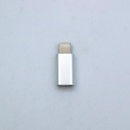디바이스마트,케이블/전선 > USB 케이블 > 변환젠더(MF) 케이블,SZH,마이크로 5핀 to 애플 8핀 변환 젠더 알루미늄 실버 [SZH-GEN08],마이크로 5핀 to 라이트닝 8핀 변환 젠더 / 규격 : USB Micro B type to Apple Lightning 8pin / 크기 : 27×11mm / 색상 : 실버 / 소재 : 알루미늄