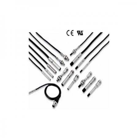 디바이스마트,센서 > 근접/라이다/레이다센서 > 근접센서 > 근접센서(OMRON),OMRON,원주형 근접 센서 E2E-S04SR8-WC-C1 2M OMS,코드인출타입 / M4 / 실드 / 검출거리:0~56mm / 검출물체:3*3*1mm / 소비전류:10mA이하 / 오픈컬렉터50mA이하