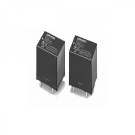 디바이스마트,스위치/부저/전기부품 > 릴레이 > 파워 릴레이,OMRON,릴레이 G5LE-1 DC5,파워 릴레이 / 접촉형식 : SPDT-NO, NC (1 Form C) / 코일 전압 : 5VDC / 코일 저항 : 63Ω / 코일 작동 전류 : 79.4mA / 코일 전력 : 400mW / 스위칭 전압(AC) : 120VAC / 스위칭 전류(AC) : 10A / 스위칭 전압(DC) : 30VDC / 스위칭 전류(DC) : 8A