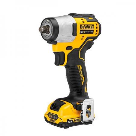 디바이스마트,수공구/전자공구/전동공구 > 전동/엔진공구 > 충전공구 > 충전임팩렌치,디월트,컴팩트 임팩트 렌치 (3/8인치) DCF902L2 배터리2개 (12V/3.0Ah),컴팩트한 사이즈와 가벼워진 무게(0.8kg) / 전장 125mm / 브러쉬리스 모터 / 12V MAX 3.0Ah 배터리잔량 표시 / 10.8V 배터리 호환 가능 / 본체,충전기,배터리2개,플라스틱케이스