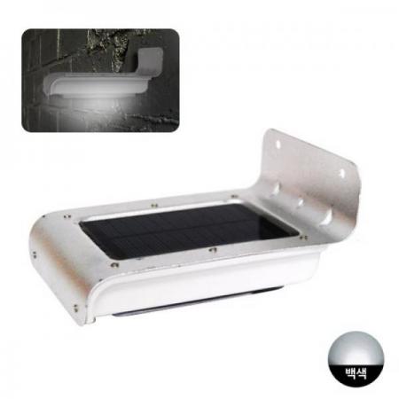 디바이스마트,LED/LCD > LED 인테리어조명 > 장식용 LED,그린맥스,태양광조명 LED램프 벽부등 VUW 센서등 계단등 조경등,엔틱한 디자인으로 은은한 빛이 켜지는 미니 잔디등 /  태양광 충전 램프