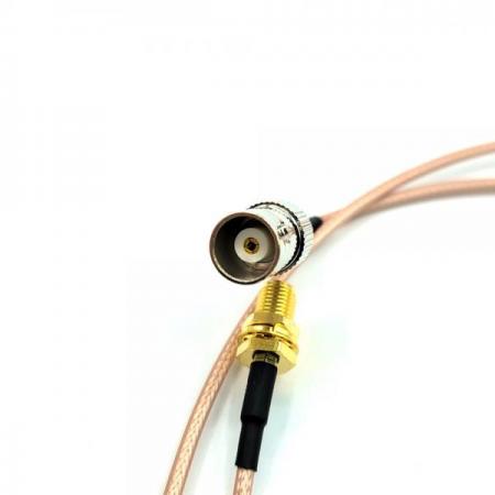 디바이스마트,케이블/전선 > PC/네트워크/통신 케이블 > 동축 RF 케이블,SZH,SMA J(F)-BNC J(F) RG316 1m [SZH-CAB80],RF Cable assembly / 커넥터A : SMA J(F) / 커넥터B : BNC J(F) / 케이블 규격 : RG316 / 케이블 길이 : 1m